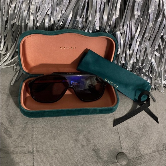 Gucci glasses never worn - Picture 1 of 3